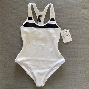 HURLEY // one piece swimsuit